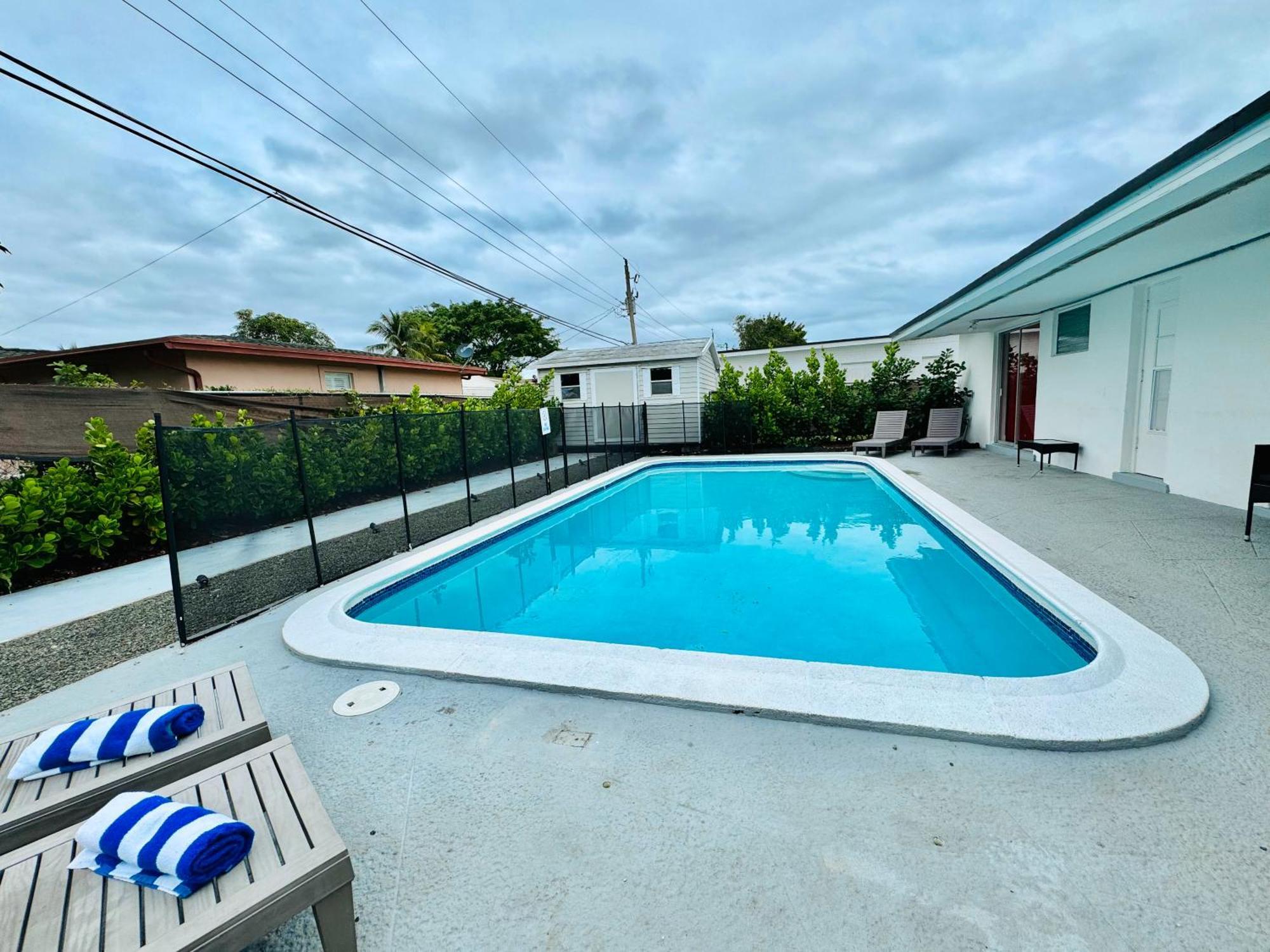 Tropical Villa Pool Courtyard & Garden View 劳德代尔堡 外观 照片