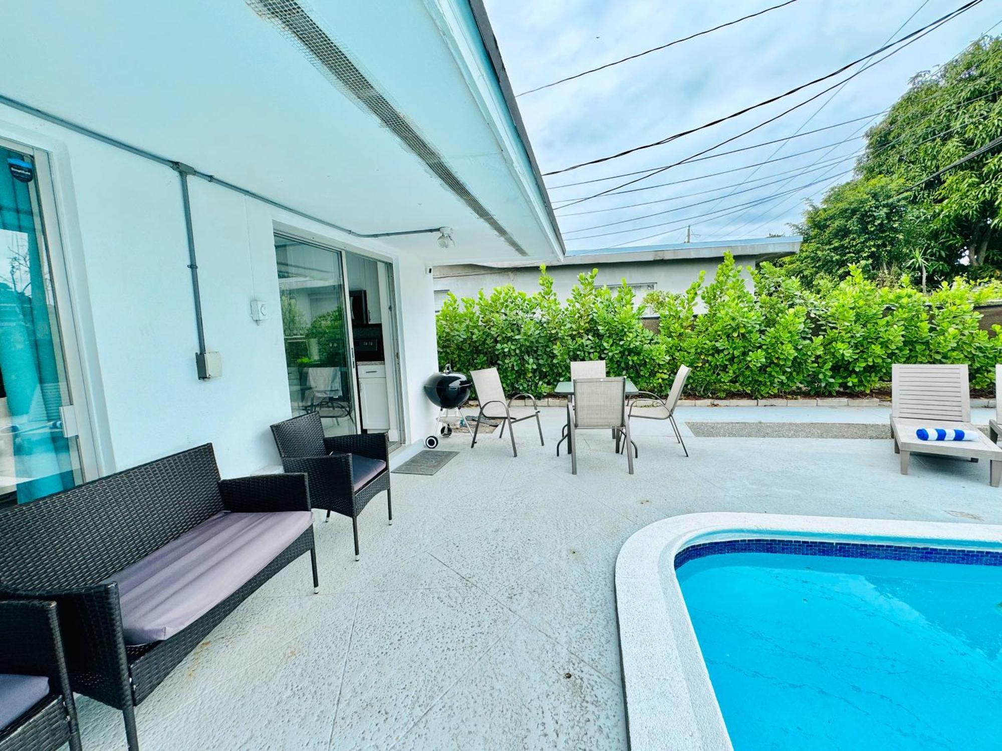 Tropical Villa Pool Courtyard & Garden View 劳德代尔堡 外观 照片
